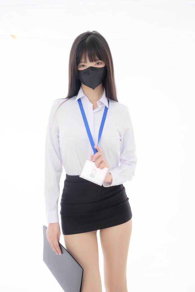 图片[2]-紧急企划 见希w 写真摄影合集 | 完整系列收录（共24期）