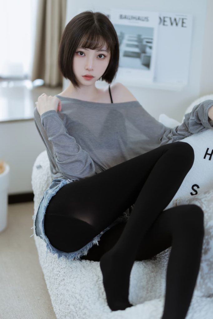 图片[2]-许岚 LAN Cosplay 写真合集｜36 套高清图集全整理・制服系与纯欲风作品汇总