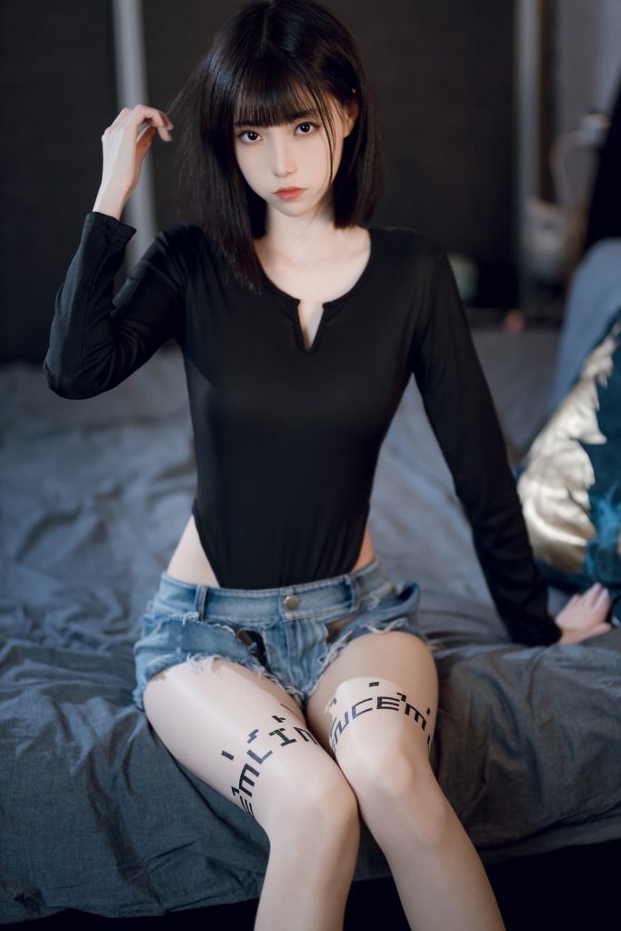 图片[4]-许岚 LAN Cosplay 写真合集｜36 套高清图集全整理・制服系与纯欲风作品汇总